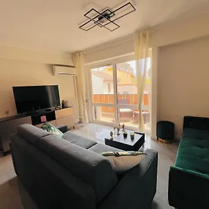 Les Arenes - Centre, 2 Pieces Recemment Renove De 45 M2 Avec Sa Terrasse De 10 M2 , Cannes Francia